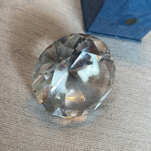 Crystal Diamond Paperweight - Picture 3 of 7